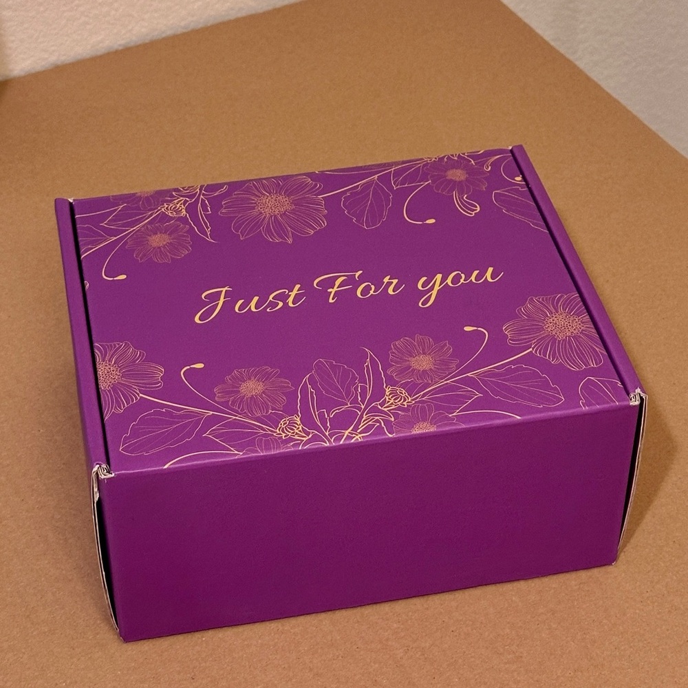 Lavender Collection Gift Box - Picture 6 of 7
